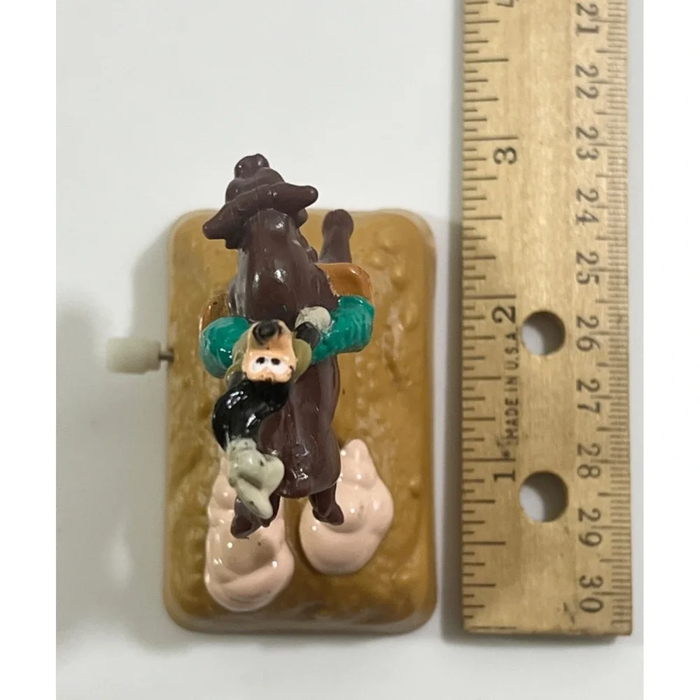 Vintage 1995 Burger King Toy - A Goofy Movie - Goofy Riding Bull Wind‎ Up Toy